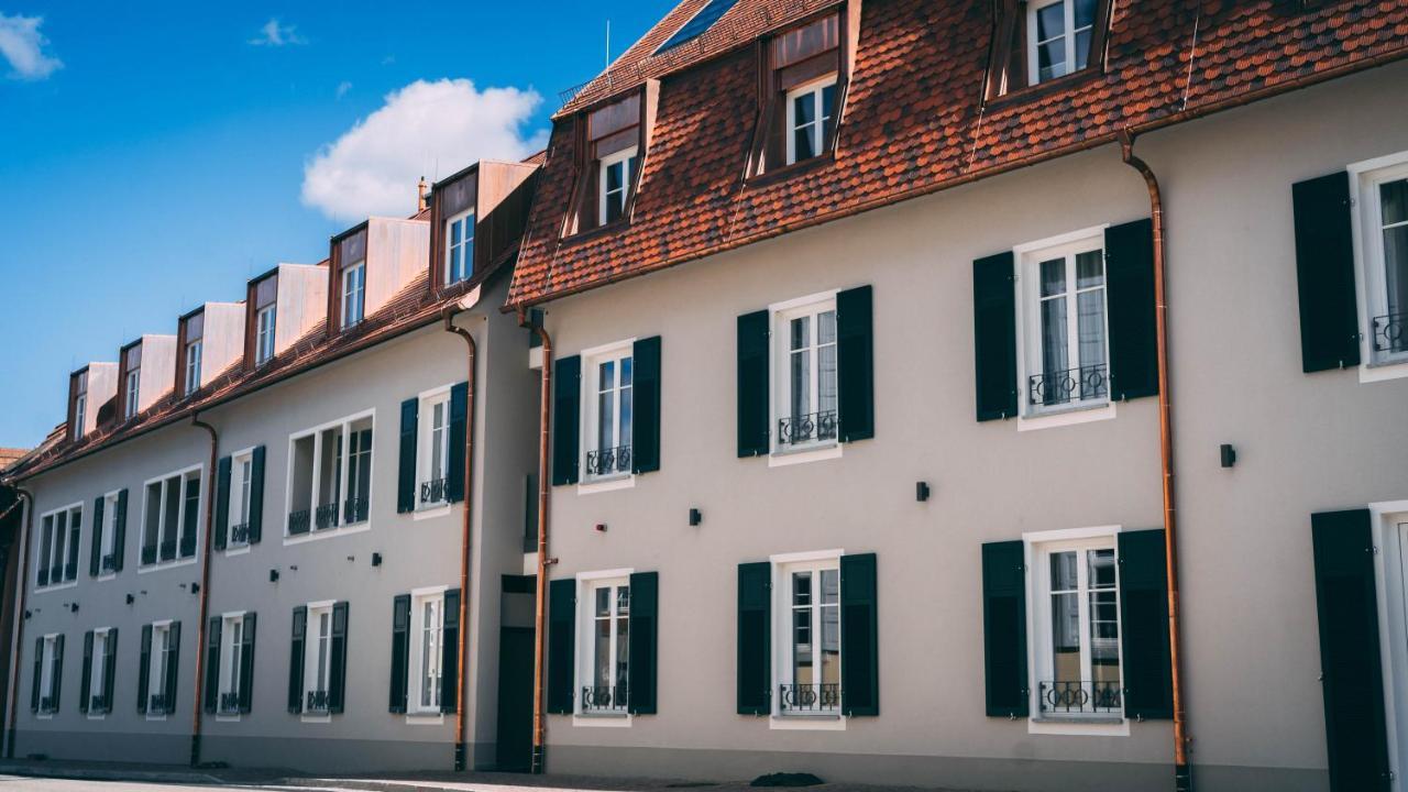 هاسلاخ إيم كينزيجتال Stadthotel Haslach المظهر الخارجي الصورة